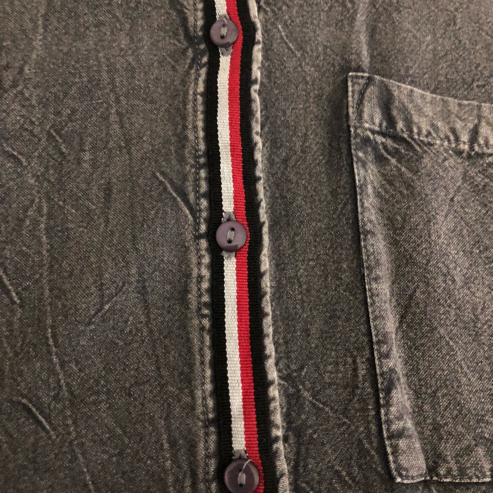 Top - Picture 2 of 6